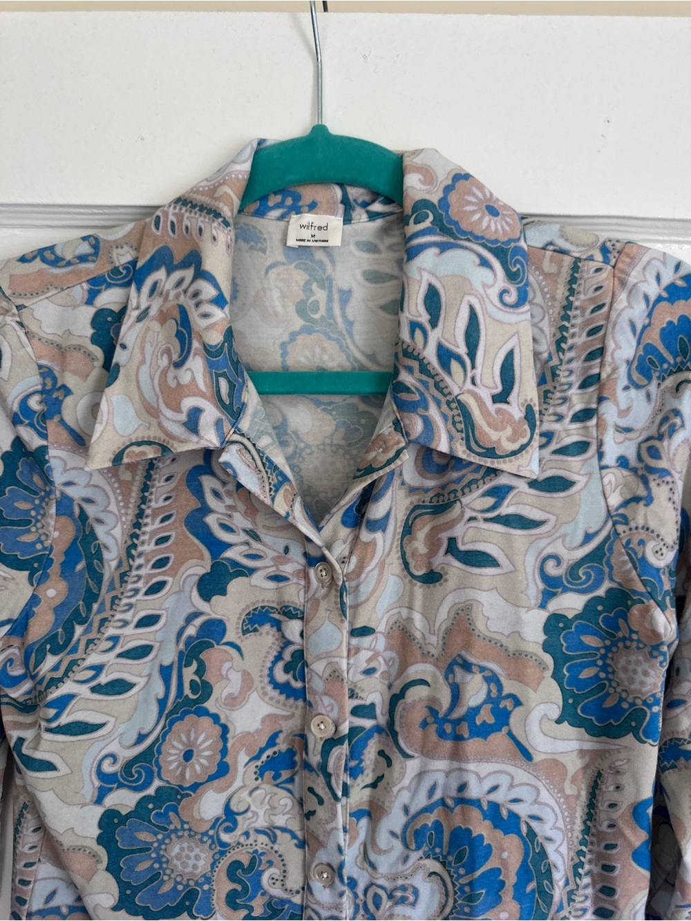 Wilfred Aritzia Paisley Button-Up Blouse Size Medium